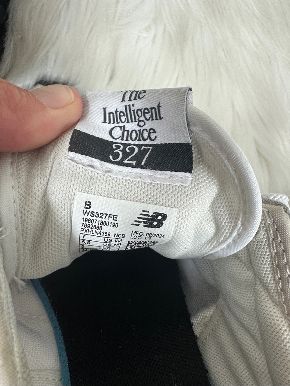 New Balance 327 White & Black Sneakers ‘N’ Branding Size 7 - Picture 8 of 8